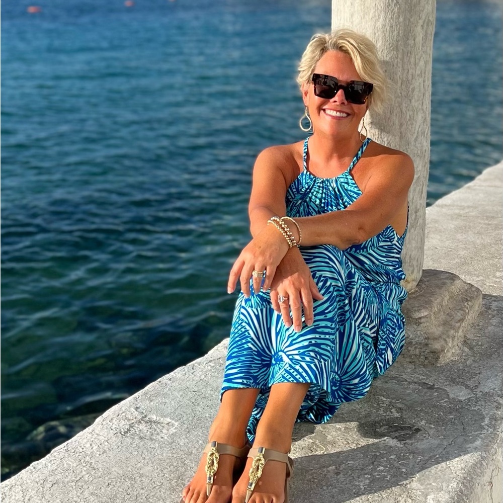 Meet your Posher, Leslie